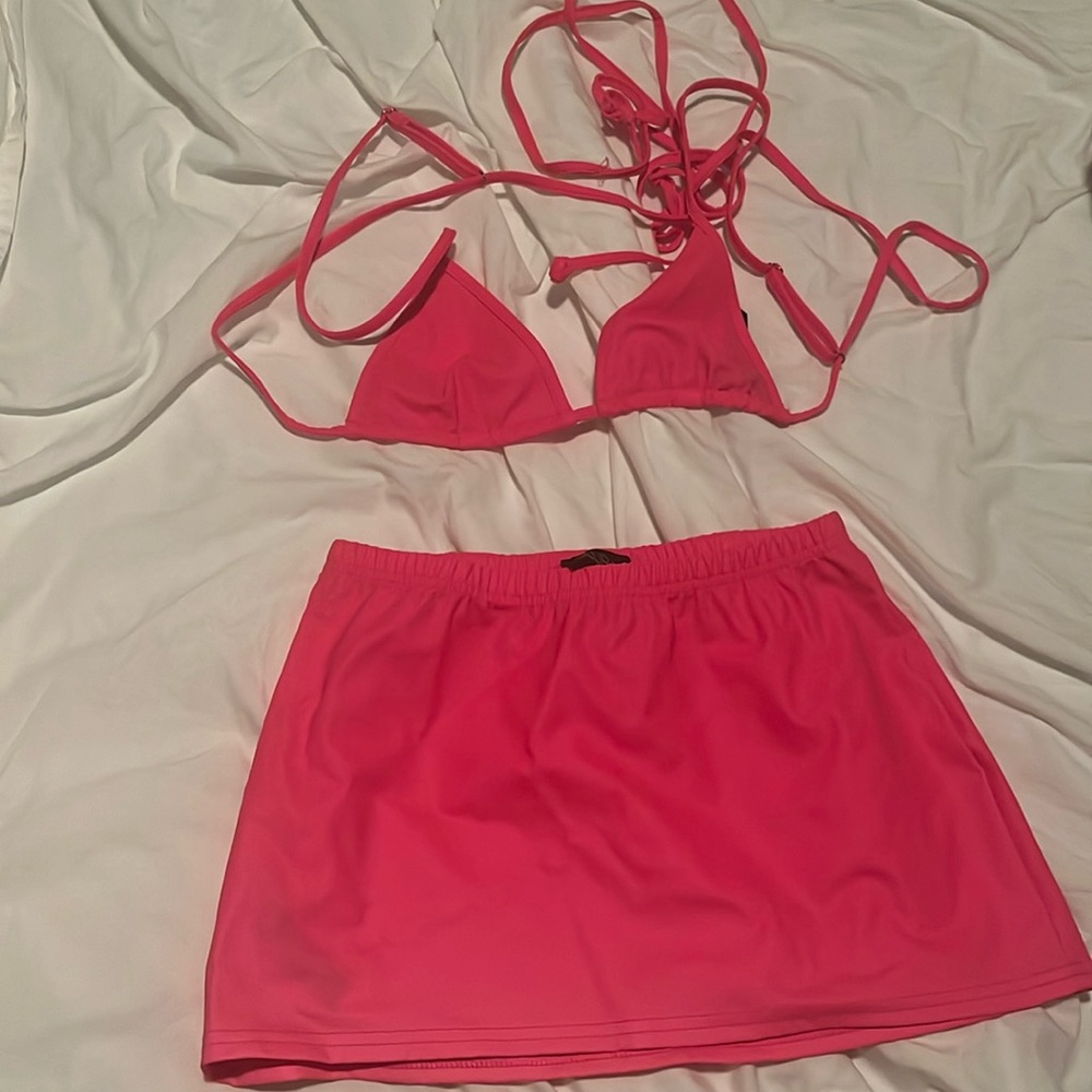 Club exx neon pink rave set